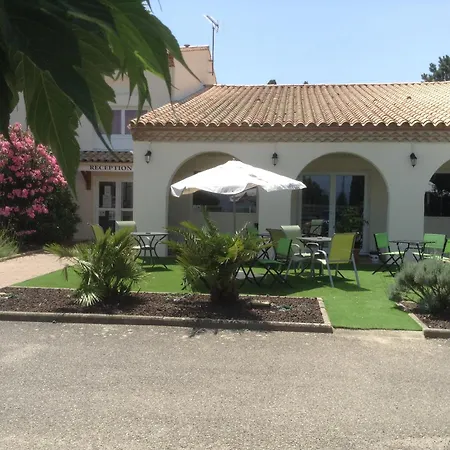 Brit Bosquet Cite 3*