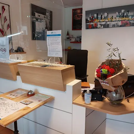 Otel Brit Bosquet Cite