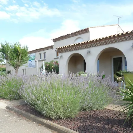 Brit Bosquet Cite Carcassona