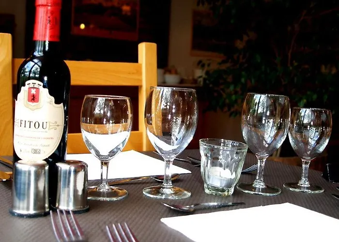 Brit Bosquet Cite 3*